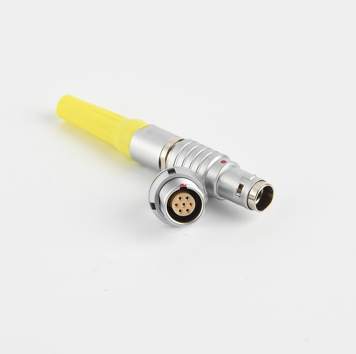 如何正確安裝和使用信號防水連接器？